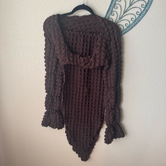 Brown Textured Crop Top and Sarong Set - Picture 2 of 5